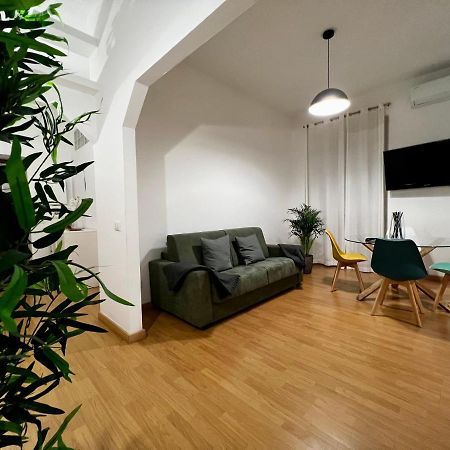 Conte Rosso Apartment Řím Exteriér fotografie