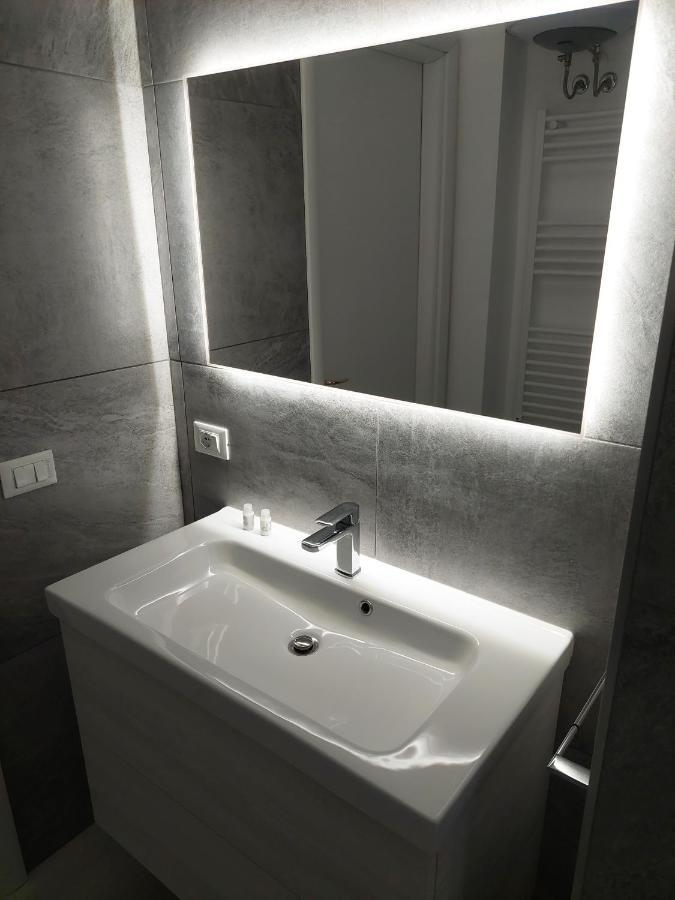 Conte Rosso Apartment Řím Exteriér fotografie