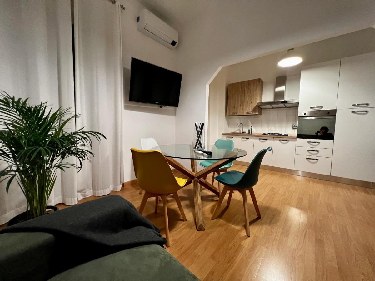 Conte Rosso Apartment Řím Exteriér fotografie
